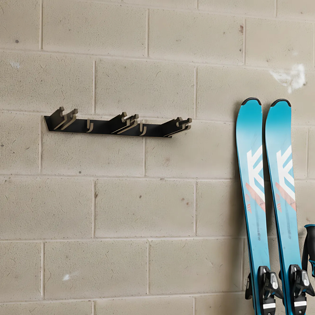 Ski Wandhalter für 3 Paar Skier