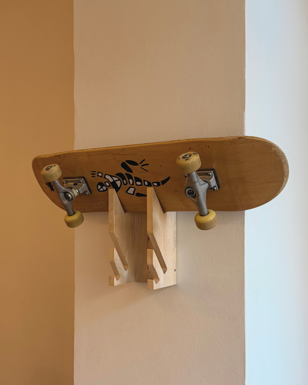 Wandhalter für 2 Skateboards